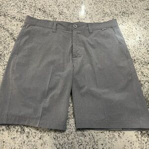 Travis Mathew Shorts Mens 32” Waist Gray Golf Performance Stretch Shorts